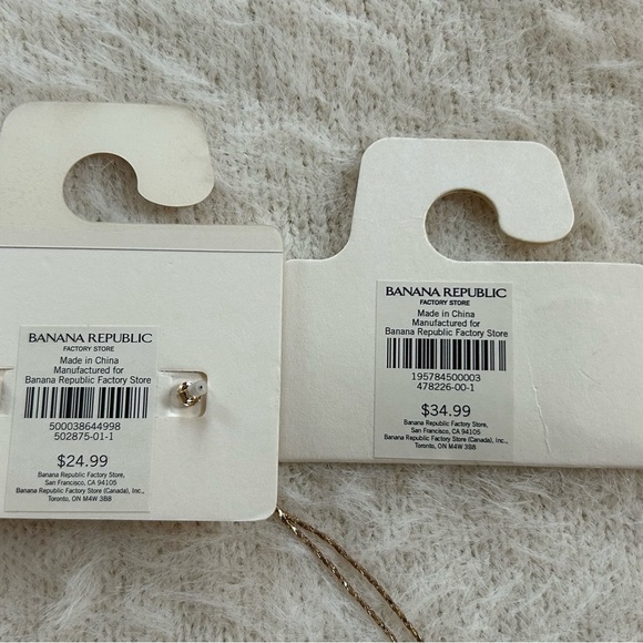 Banana Republic Gold and Cream Necklace Set and Earrings - Picture 3 of 3